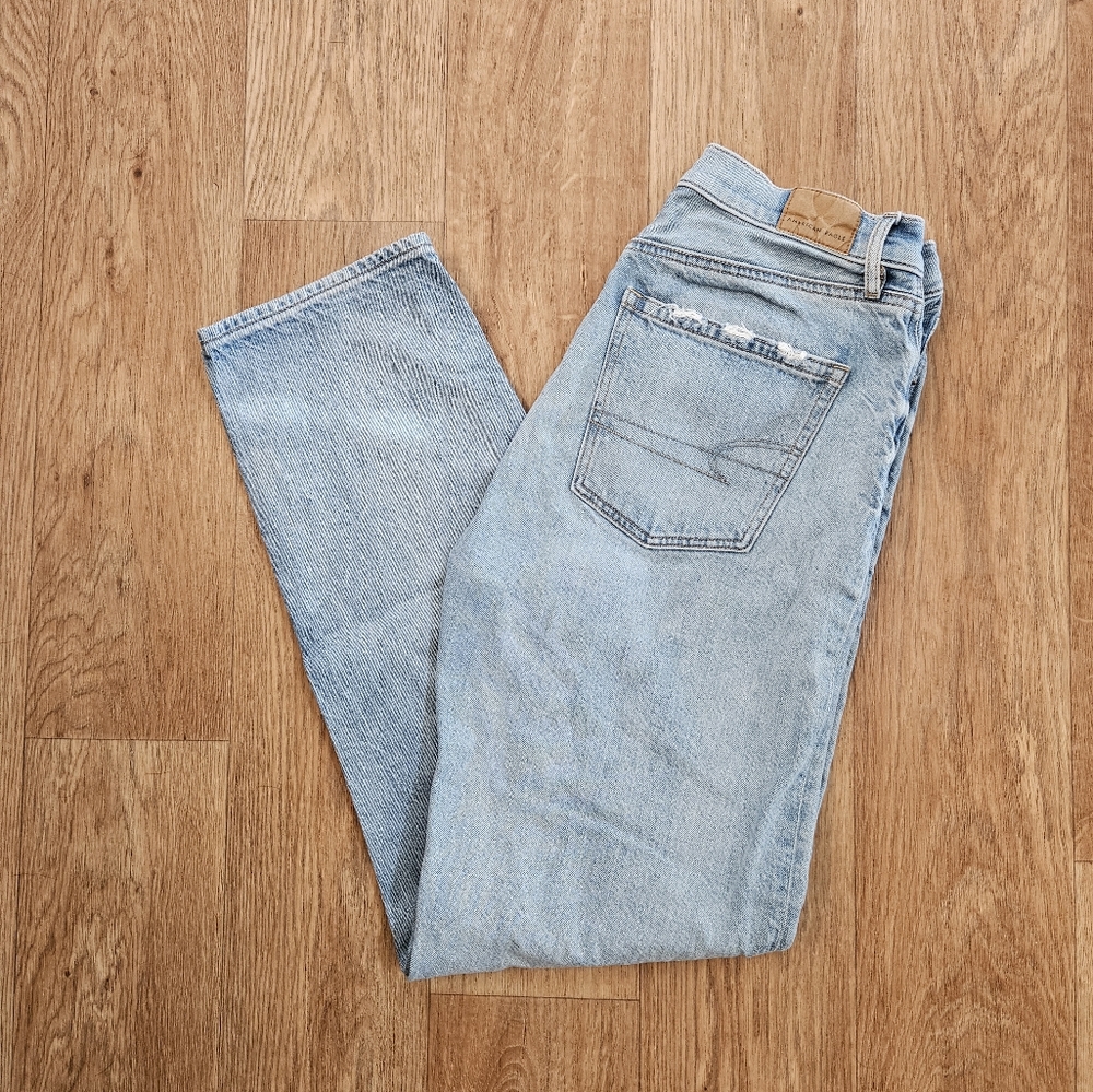 American Eagle Baggy Jeans